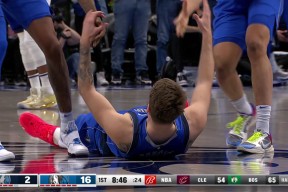 东契奇在加拿大队比赛中反败为胜，反败为胜引发热议！气势如虹延续(东契奇西部明星队)