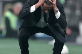 包含赛地聚焦——德国杯冲刺阶段热度飙升，勒沃库森再遭质疑，悬念犹存，细节决定成败的词条-九游登录入口